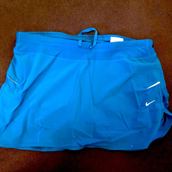 Nike Dresses & Skirts - Nike Dr Fit Tennis Skirt with Built in Short